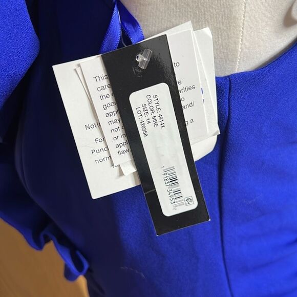 Xscape Women's Long Stretch Scuba Crepe Ruffle Collar Ruched Dress Size 14 NWT - Picture 9 of 13